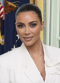 Kim Kardashian: jak z towarzyszki gwiazd stała się miliarderką